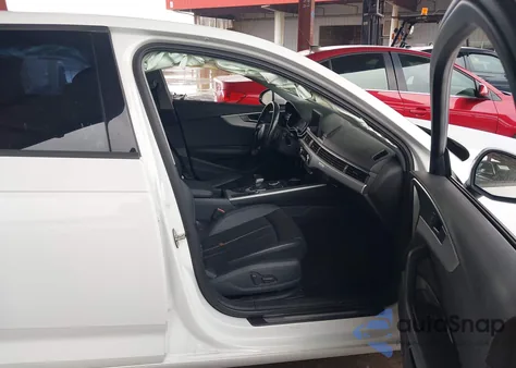 2017 Audi A4 2.0T Premium z USA, uszkodzony, nr VIN WAUANAF48HN002144